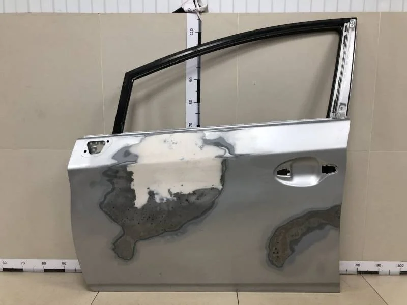 Дверь передняя левая Toyota Prius (W30) 2009-2016