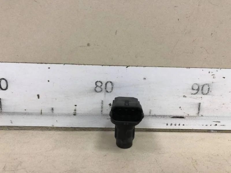 Датчик положения распредвала Ford Focus 3 2011>