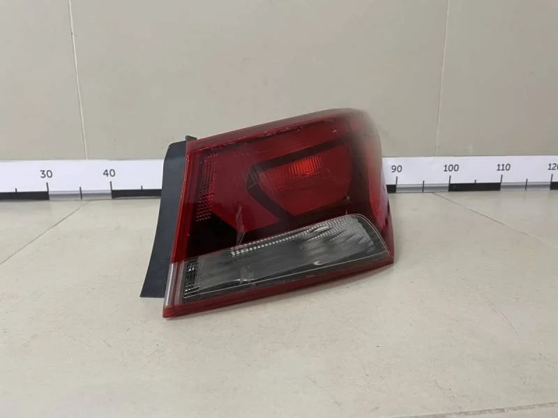 Фонарь задний наружный правый Hyundai Solaris 2017>