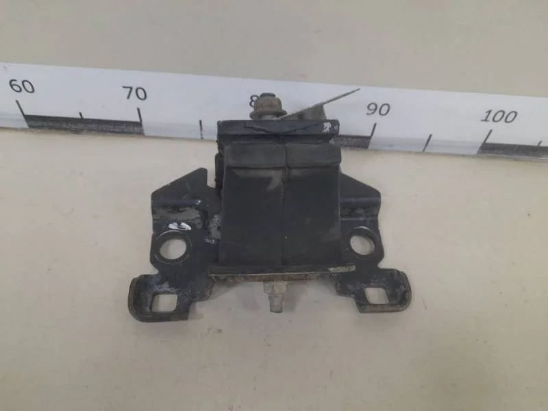 Опора двигателя Nissan Navara (D40) 2005-2015