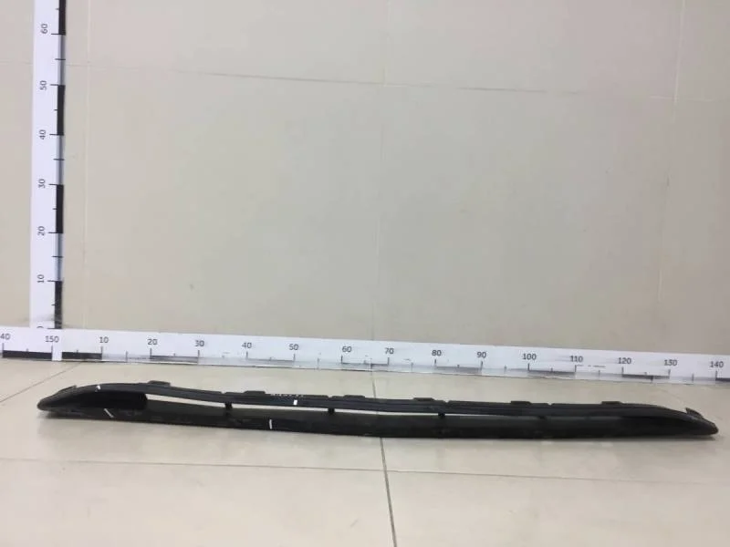 Решетка в бампер центральная Mercedes-Benz E-Class (W213) 2016>