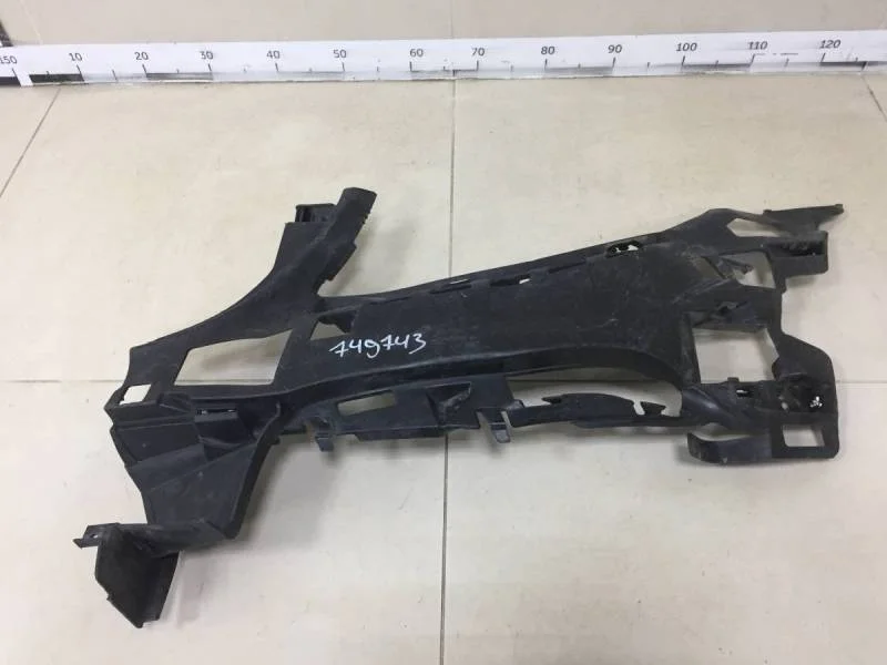 Кронштейн переднего бампера левый Mercedes-Benz E-Class (W213) 2016>