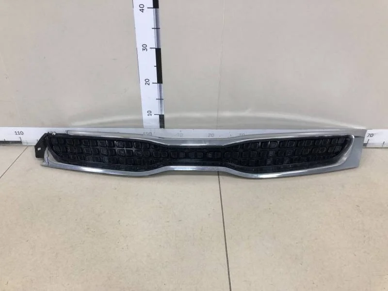 Решетка радиатора Kia Rio 4 (FB) 2017>