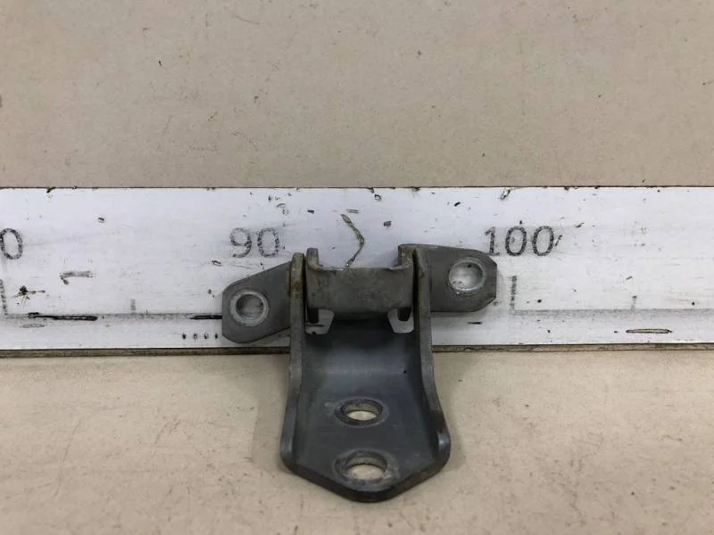 Петля двери передней правой нижняя Mazda Mazda 6 (GG) 2002-2007