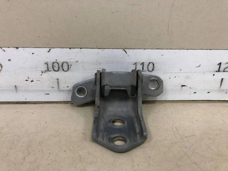 Петля двери передней левой верхняя Mazda Mazda 6 (GG) 2002-2007