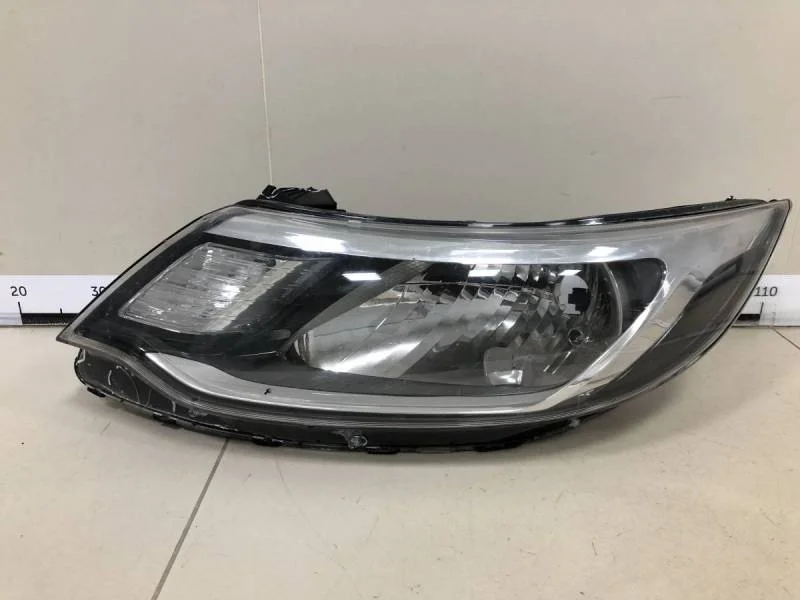 Фара левая Kia Rio 3 (UB) 2011-2017