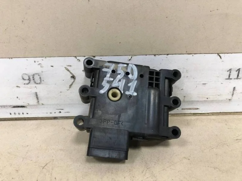 Моторчик заслонки печки Mazda Mazda 6 (GG) 2002-2007