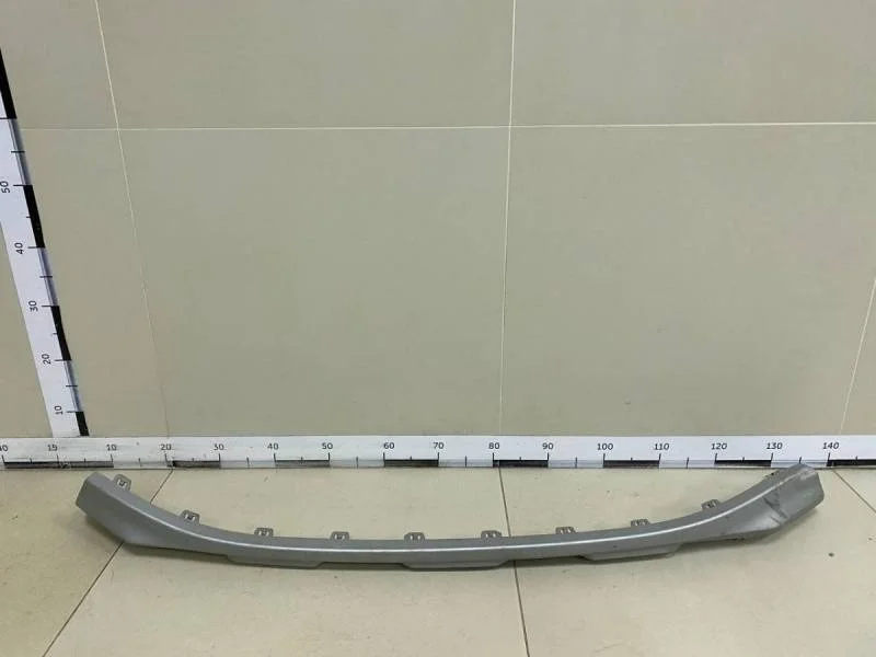 Накладка переднего бампера центральная Renault Kaptur 2016>