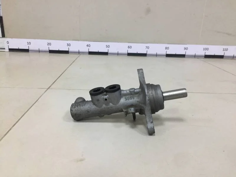 Цилиндр тормозной главный Audi A1 (8X) 2010>