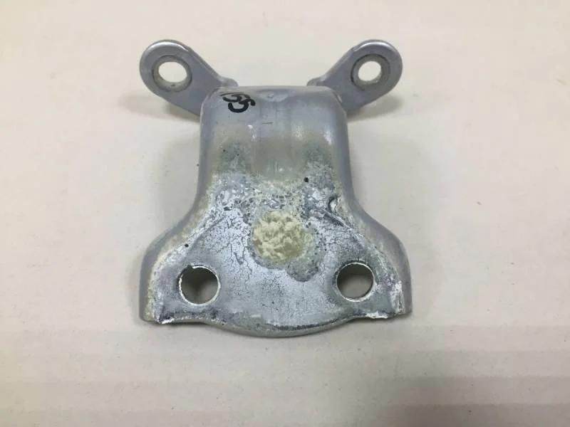 Петля двери Chevrolet Captiva (C100) 2006-2011