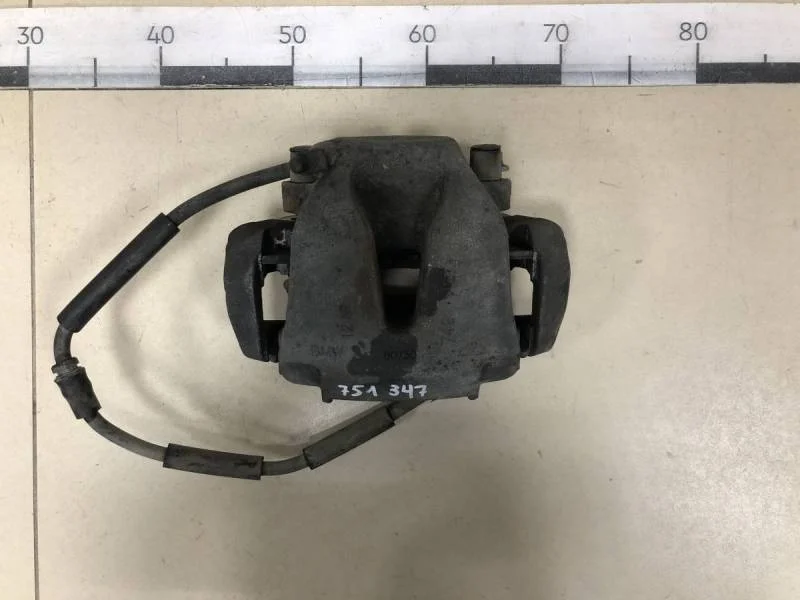 Суппорт передний левый BMW X5 E70 2007-2013