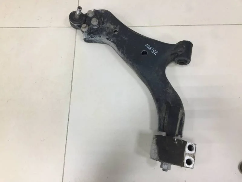 Рычаг передний левый Chevrolet Captiva (C100) 2006-2011