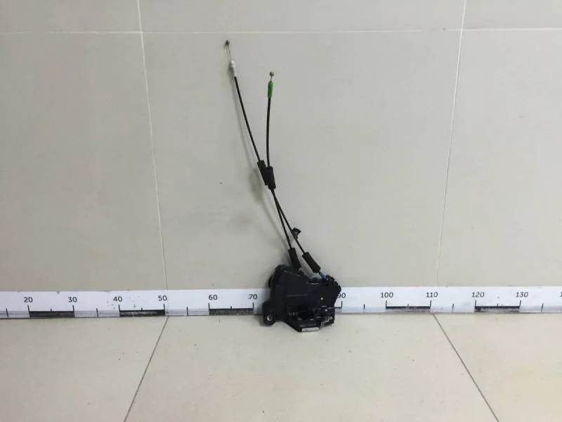 Замок двери передней правой Toyota Camry (V40) 2006-2011