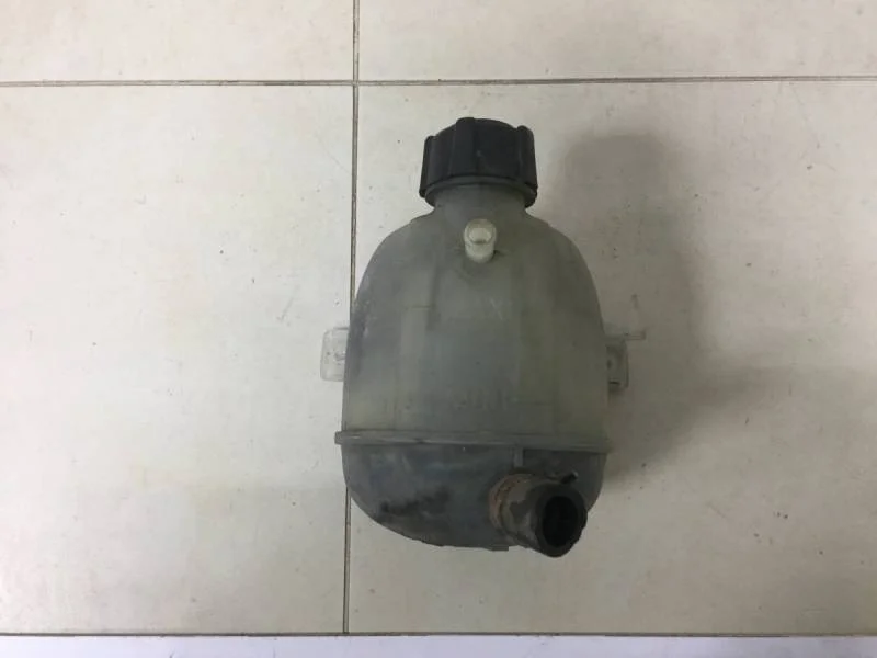 Бачок расширительный Renault Sandero 2009-2014