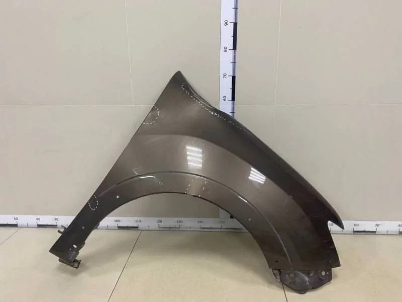 Крыло переднее правое Renault Sandero 2014>