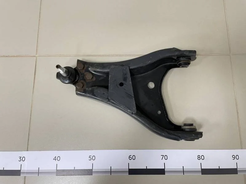 Рычаг передний левый Nissan Terrano (D10) 2014>