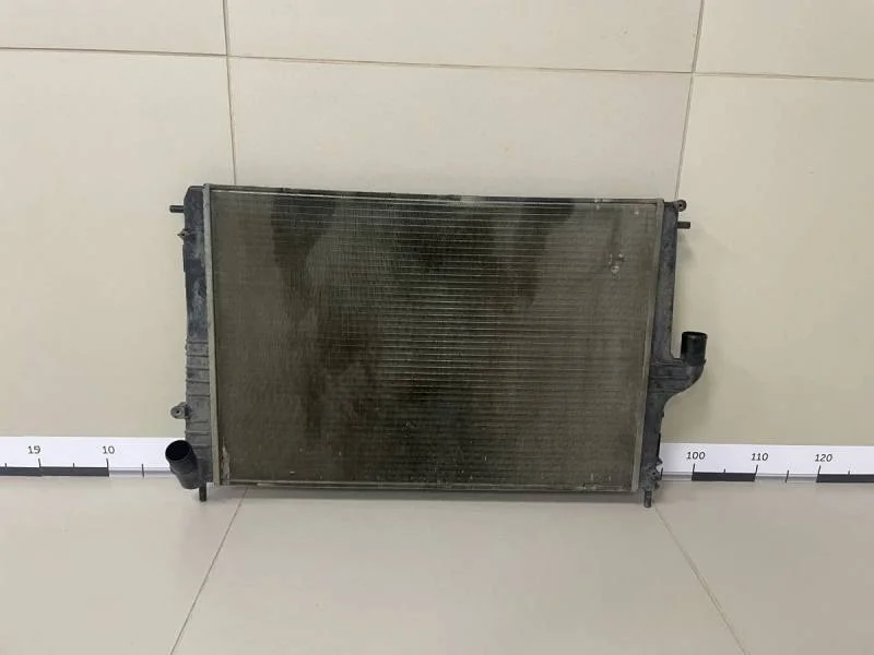 Радиатор охлаждения двигателя Nissan Terrano (D10) 2014>