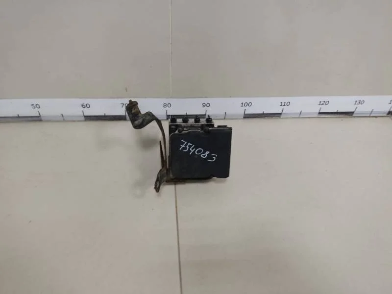 Блок ABS (насос) Kia Ceed (ED) 2007-2012