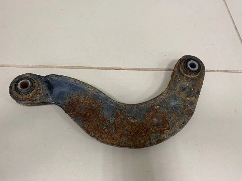 Рычаг задний верхний Ford Focus 3 2011>