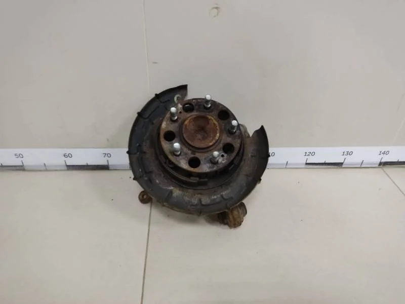 Кулак поворотный задний левый Kia Ceed (ED) 2007-2012