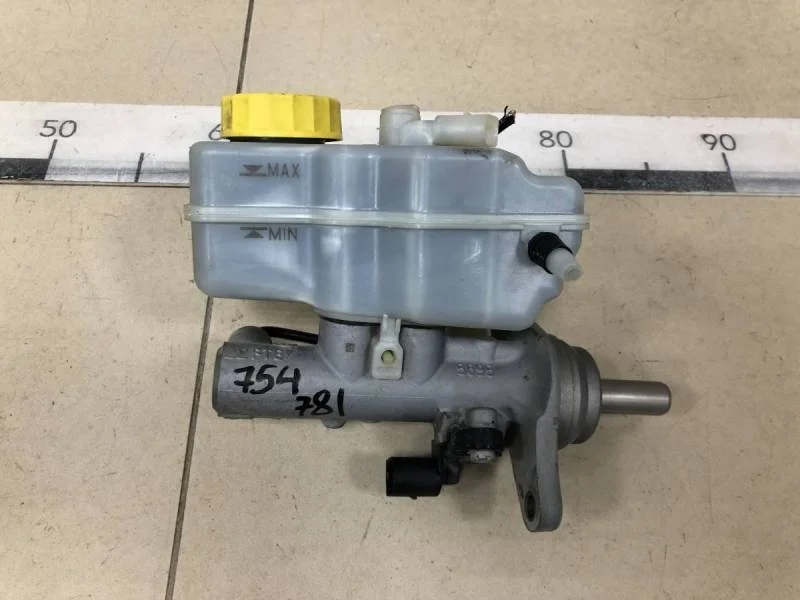 Цилиндр тормозной главный Skoda Fabia (5J) 2007-2014