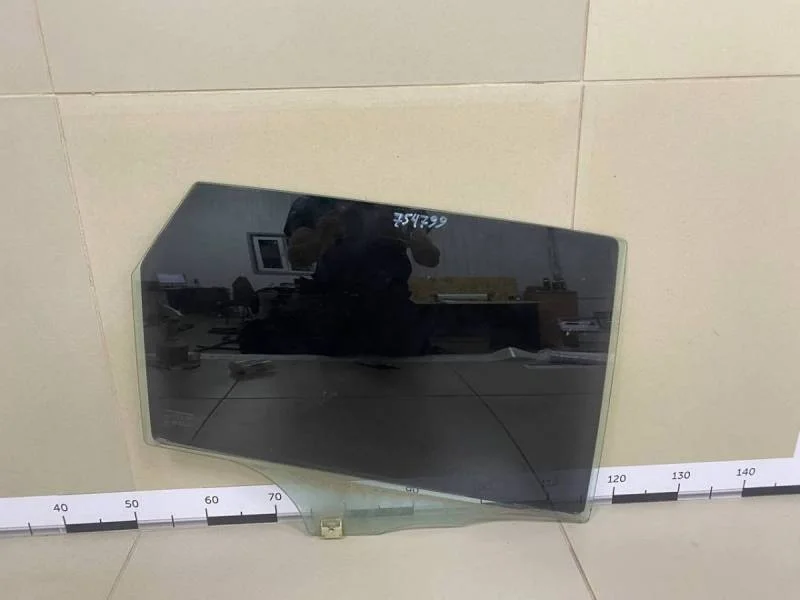 Стекло двери задней правой Mazda Mazda 3 (BK) 2002-2009