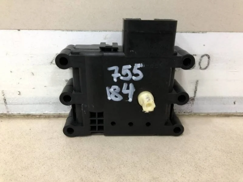 Моторчик заслонки печки Mazda Mazda 3 (BK) 2002-2009