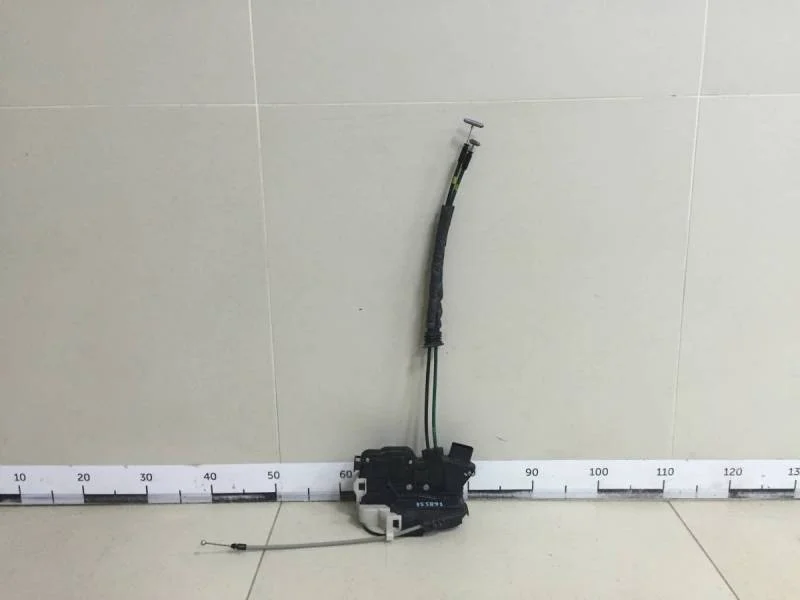 Замок двери задней правой Kia Sorento (XM) 2009>