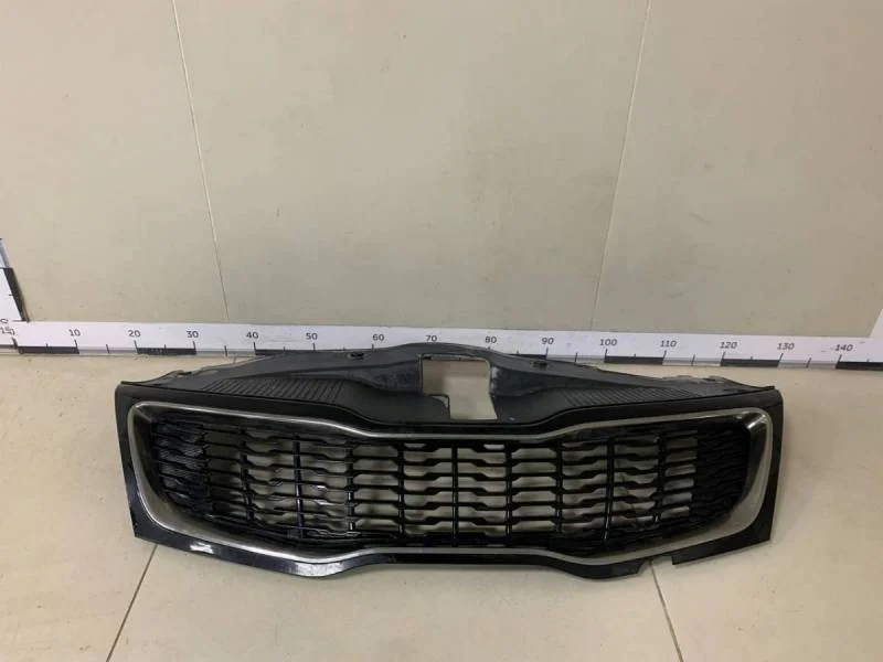 Решетка радиатора Kia Rio 3 (UB) 2011-2017