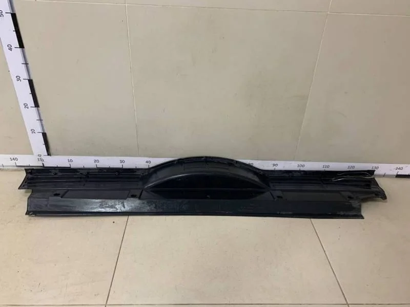 Накладка заднего бампера Mitsubishi Pajero/Montero 4 (V8, V9) 2007>