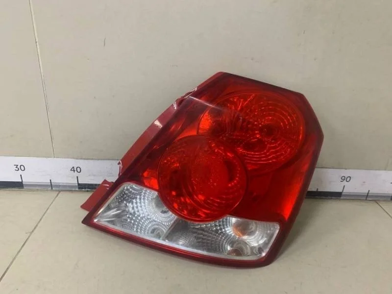 Фонарь задний правый Chevrolet Aveo T200 2003-2008
