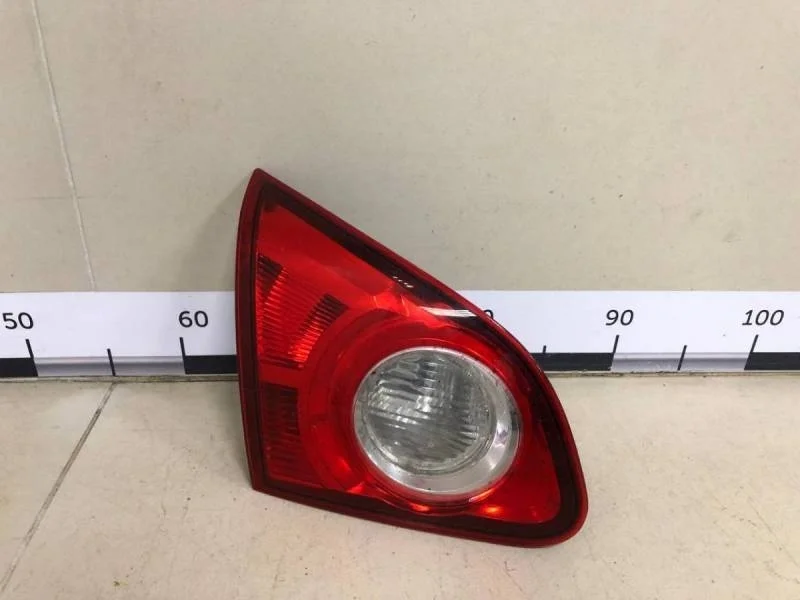 Фонарь задний внутренний левый Nissan Qashqai (J10) 2006-2013