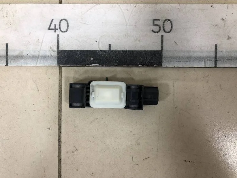 Датчик AIR BAG Nissan Note (E11) 2006-2013
