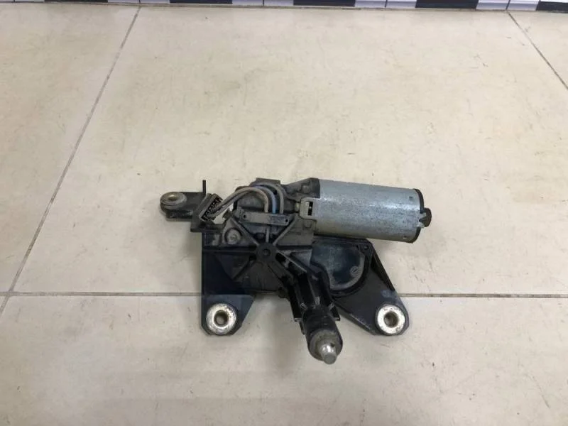 Моторчик стеклоочистителя задний Opel Astra G 1998-2005