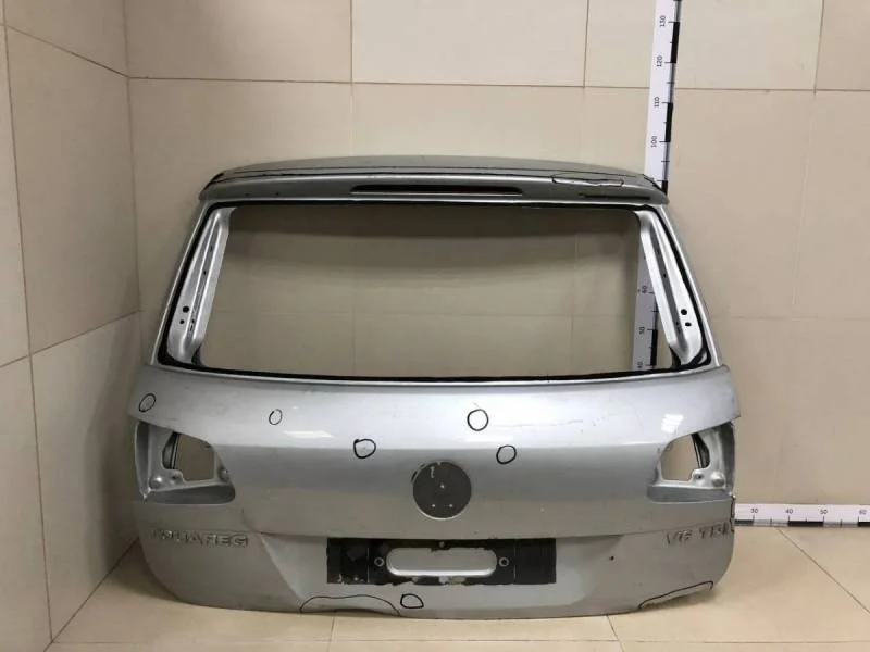 Дверь багажника Volkswagen Touareg (7P) 2010>