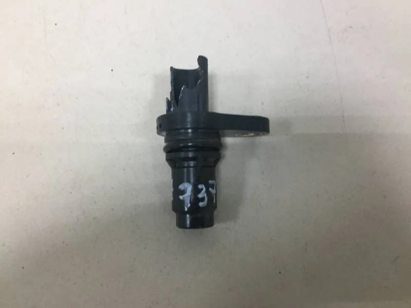 Датчик положения распредвала Toyota Camry (V50) 2011-2017