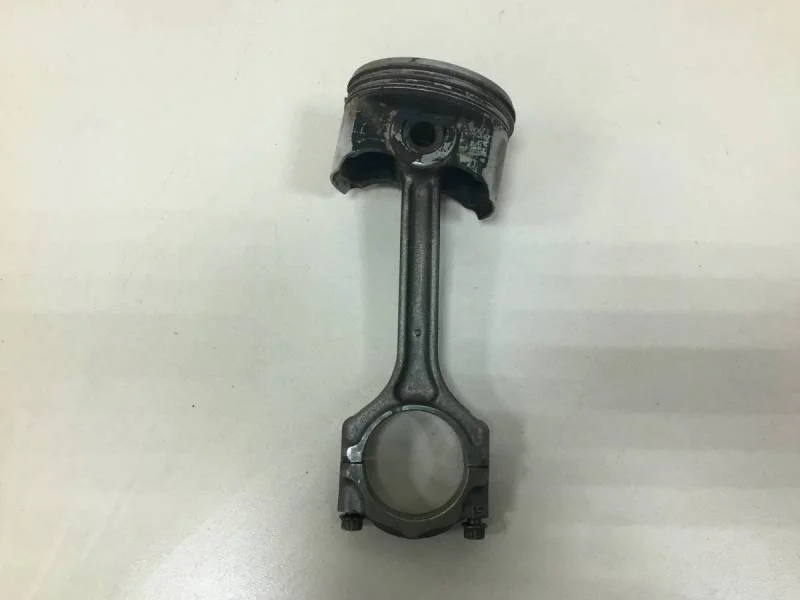 Поршень с шатуном Mitsubishi Lancer X (CX, CY)  2007>