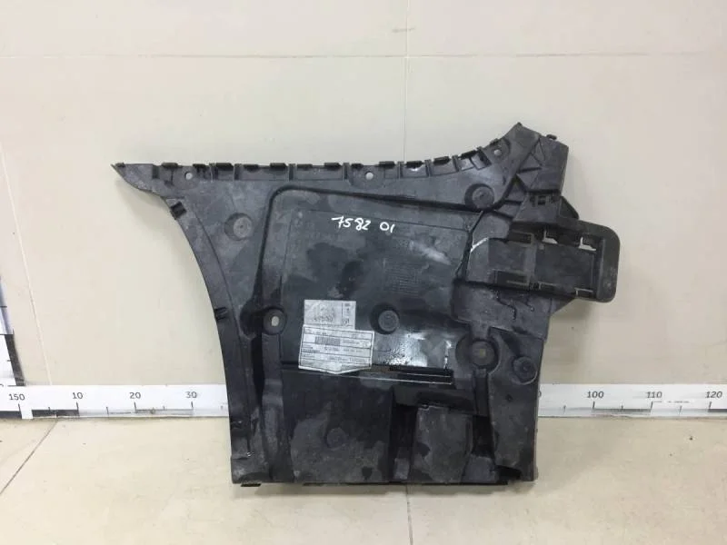 Кронштейн заднего бампера левый BMW 5-series G30 2017>