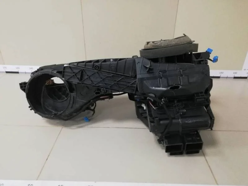 Корпус отопителя Volkswagen Golf 5 (1K) 2003-2009