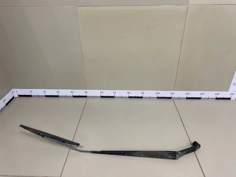 Поводок стеклоочистителя передний правый Mitsubishi Colt (Z3) 2003-2012