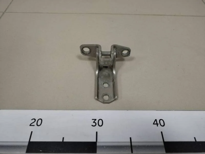 Петля двери Mitsubishi Lancer X (CX, CY)  2007>