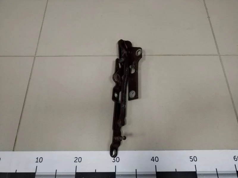 Петля крышки багажника Hyundai Sonata 4 (EF,Tagaz) 2001-2012