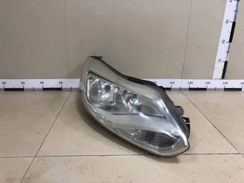 Фара правая Ford Focus 3 2011>