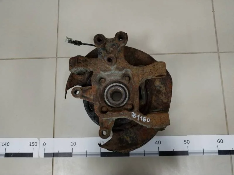 Кулак поворотный задний левый Chevrolet Captiva (C100) 2006-2011