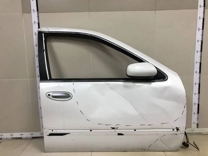 Дверь передняя правая Nissan Maxima (A33) 2000-2008