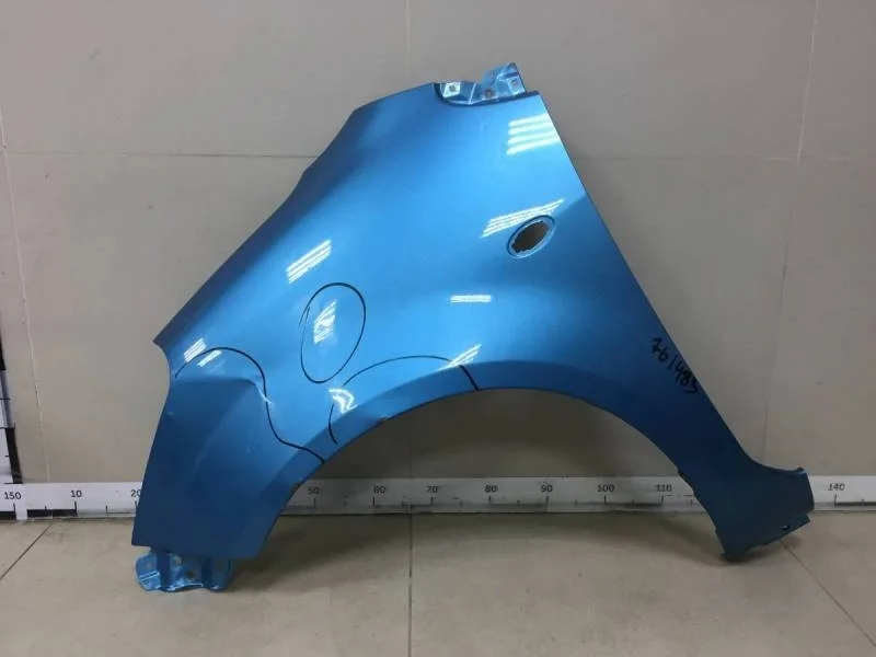 Крыло переднее левое Suzuki Splash 2008-2015