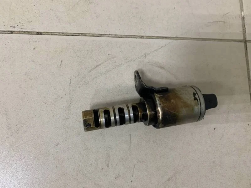 Клапан электромагн. изменения фаз ГРМ Mazda Mazda 3 (BK) 2002-2009