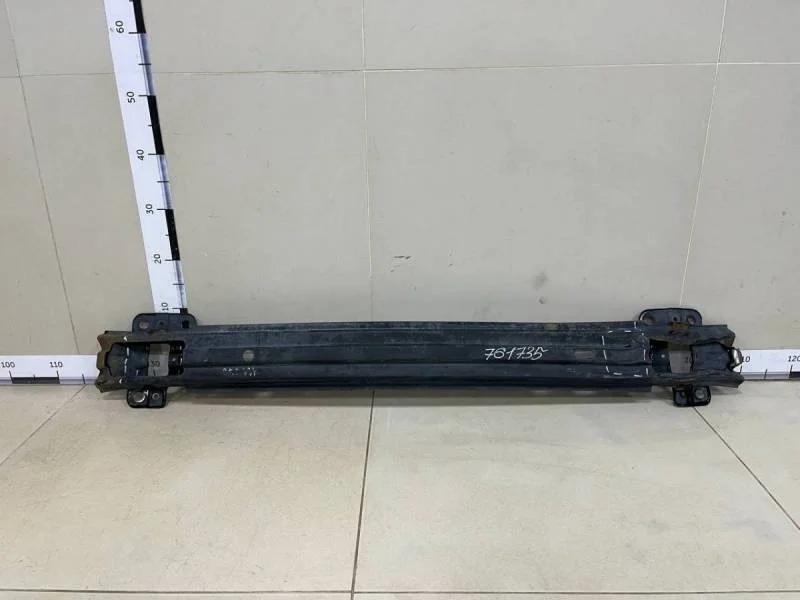 Усилитель переднего бампера Kia Ceed (ED) 2007-2012