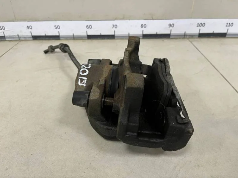 Суппорт передний правый Ford Mondeo 4 2007-2015