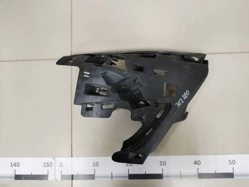 Кронштейн переднего бампера левый Volvo S60 (FS, FH) 2010>